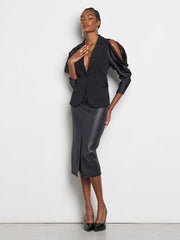 Chaqueta con detalle hombros